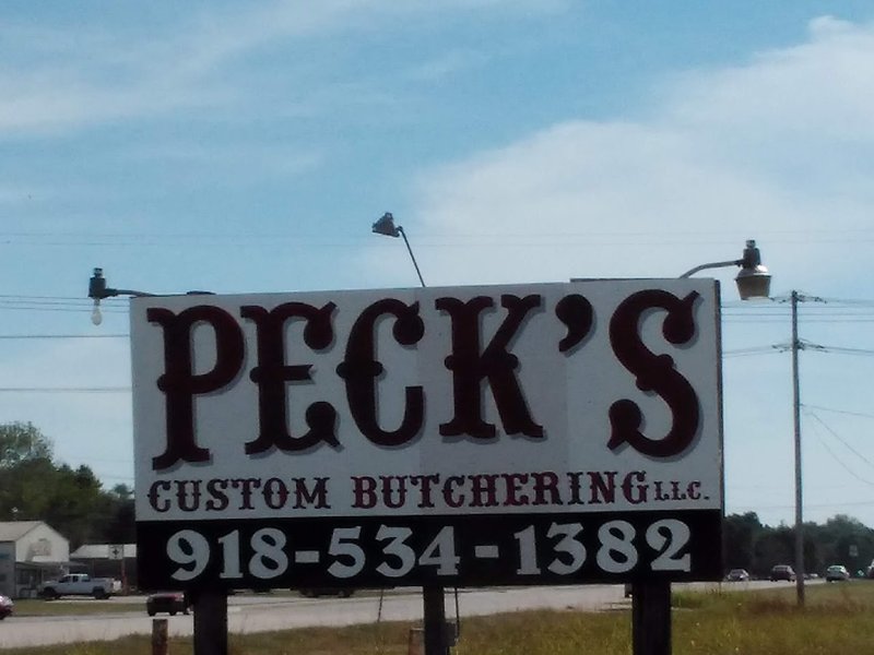 Peck's roadside sign on US-75